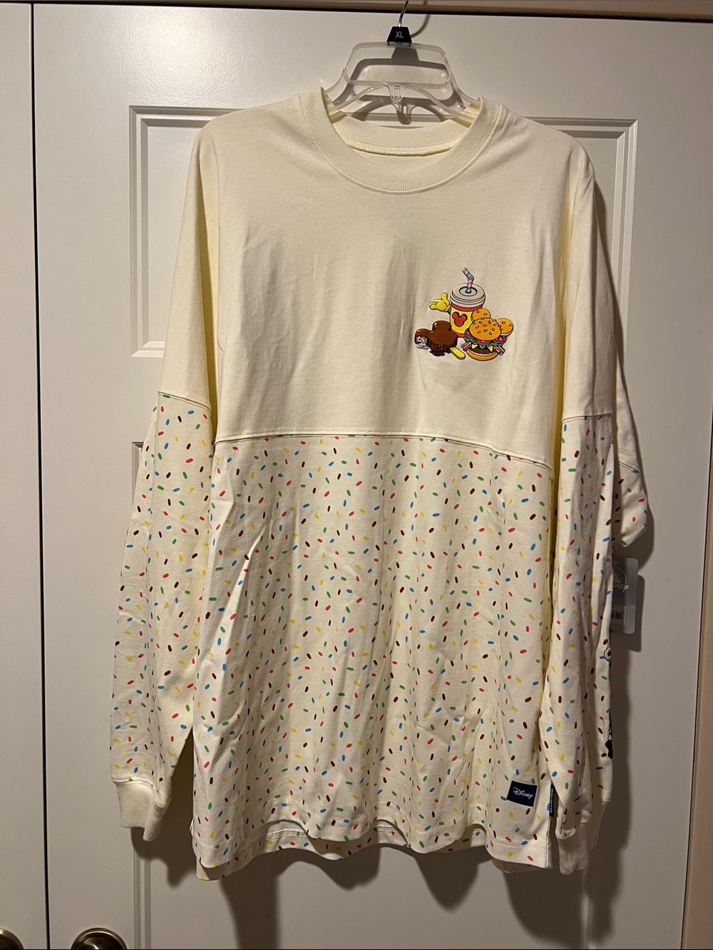 Disney Disneyland Resort unisex sweatshirt nwt - Picture 1 of 4